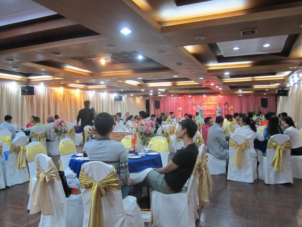 Lopburi Inn Hotel Bagian luar foto