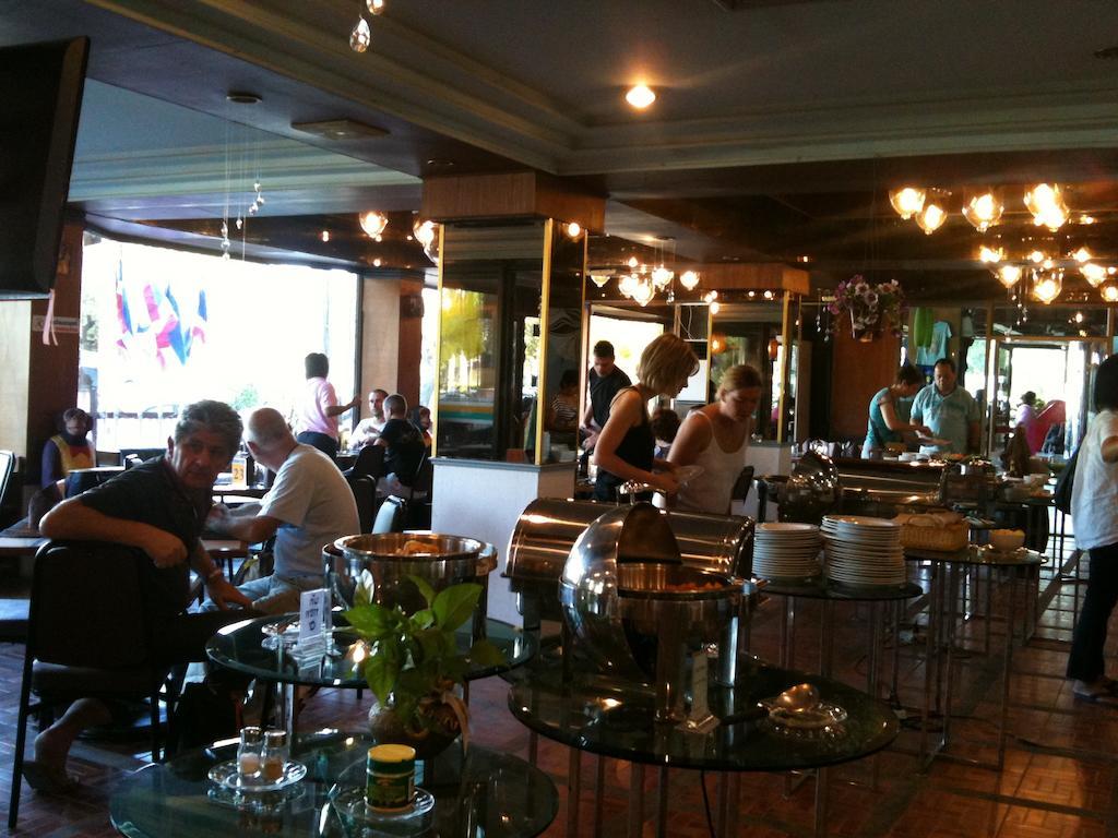 Lopburi Inn Hotel Bagian luar foto